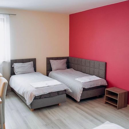 Redwood Hostel Lublin Exterior foto