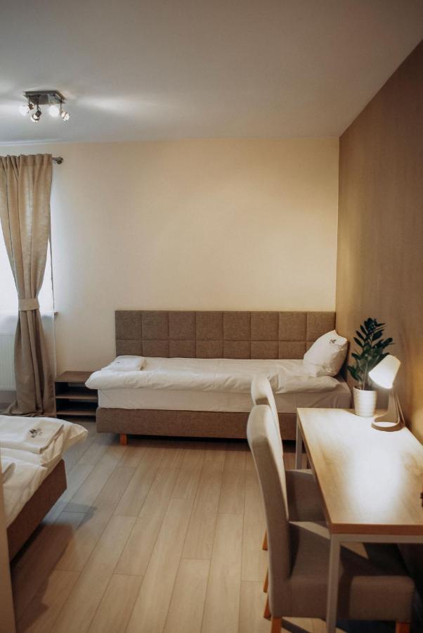 Redwood Hostel Lublin Exterior foto