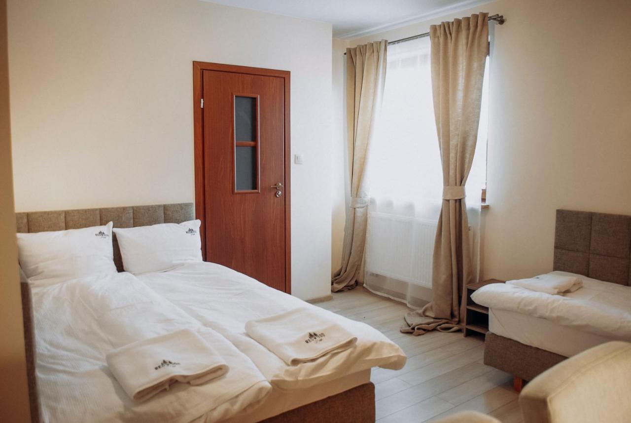 Redwood Hostel Lublin Exterior foto